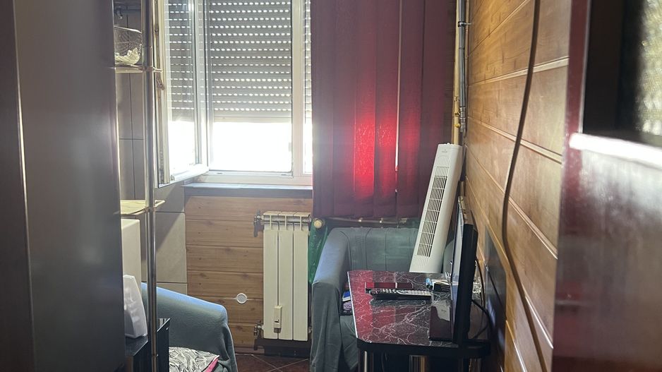 vand apartament 2 camere zona Piata Sarbilor - Poză 8