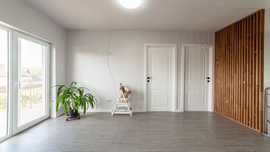 Casa cu teren generos si gradina spectaculoasa – Comuna Cuca, Arges! - Poză 11