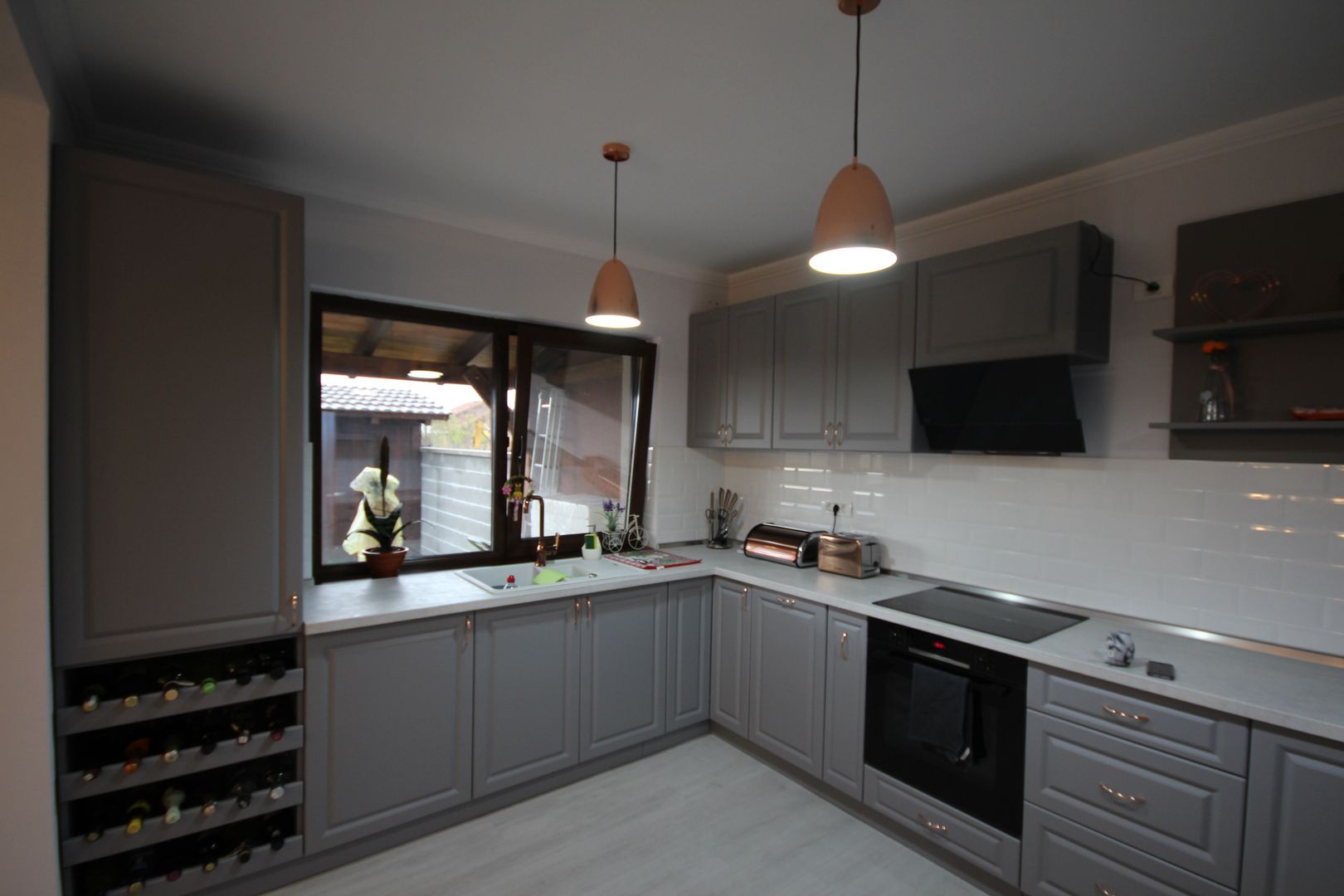 Modern si primitor - Poză 19