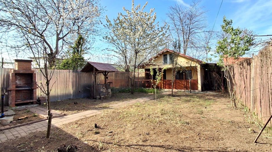 Teren plus Casa cu 2 Camere  zona Andronache – Gherghiței - Poză 7