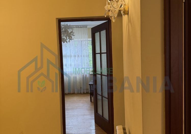 Apartament 3 camere, etaj 1, zona Independentei, langa Facultatea de Medicina, Iasi - Poză 3