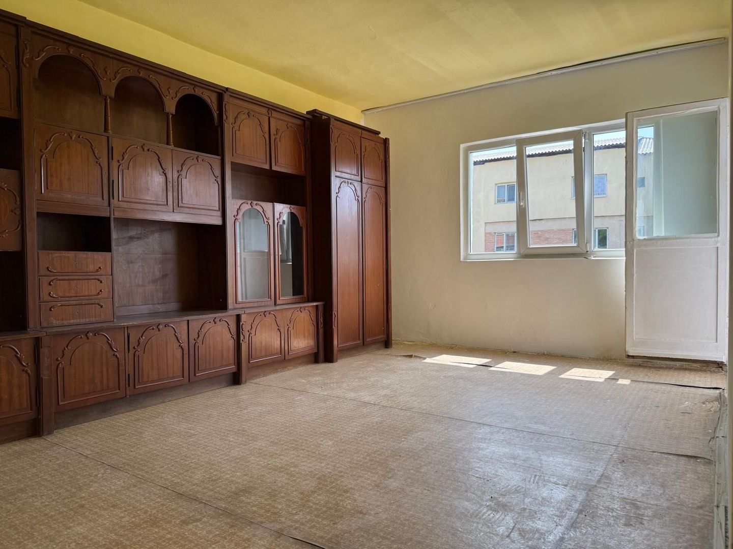 Apartament 3 camere decomandat – Micro 11, lângă Colegiul Cantacuzino - Poză 1