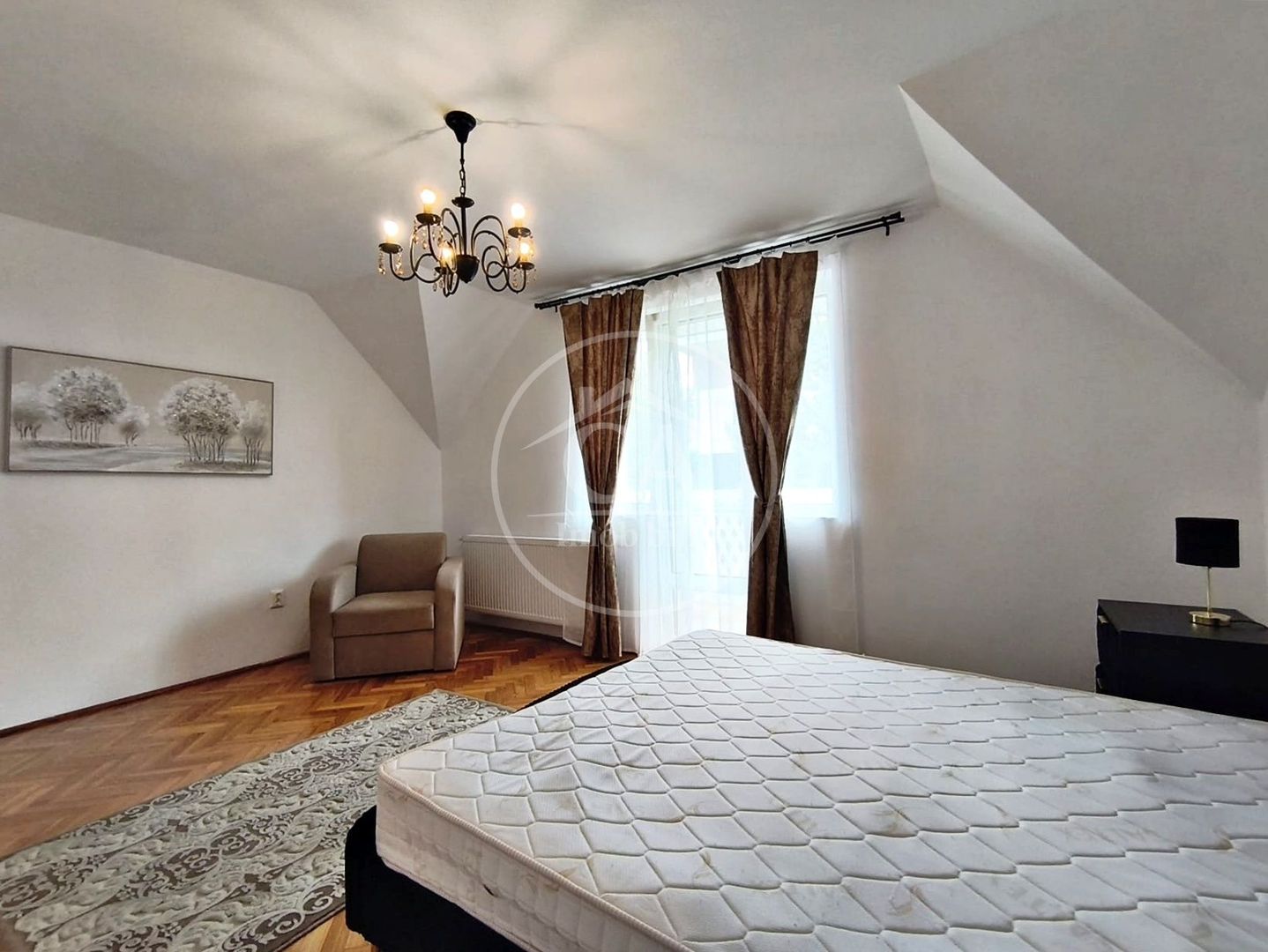 Apartament cu 3 camere de închiriat în zona Centrala, Oradea - Poză 4
