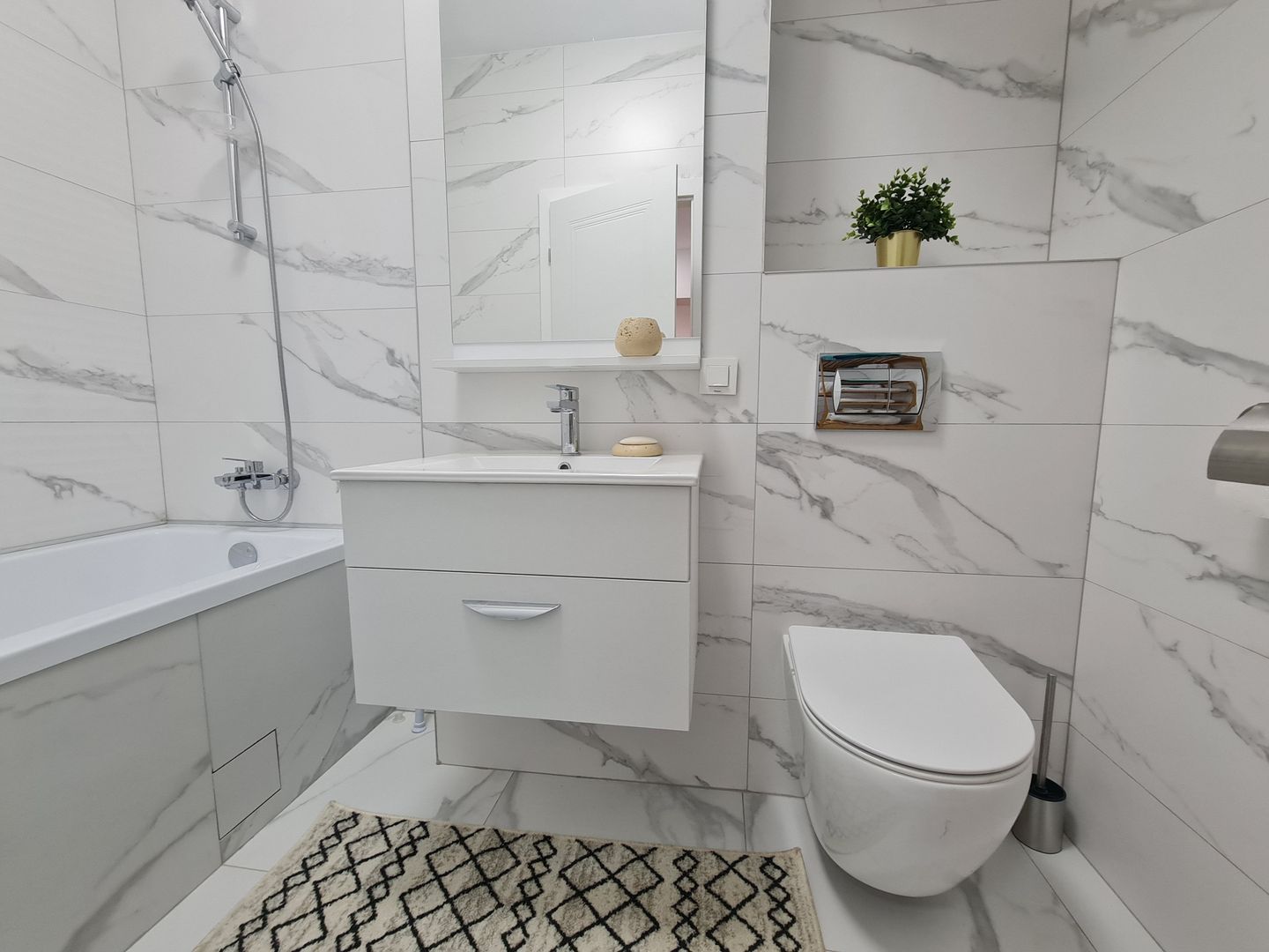 2 camere | 12 mp terasa | etaj 7 | rondul OMV Pipera | Parcare - Poză 8
