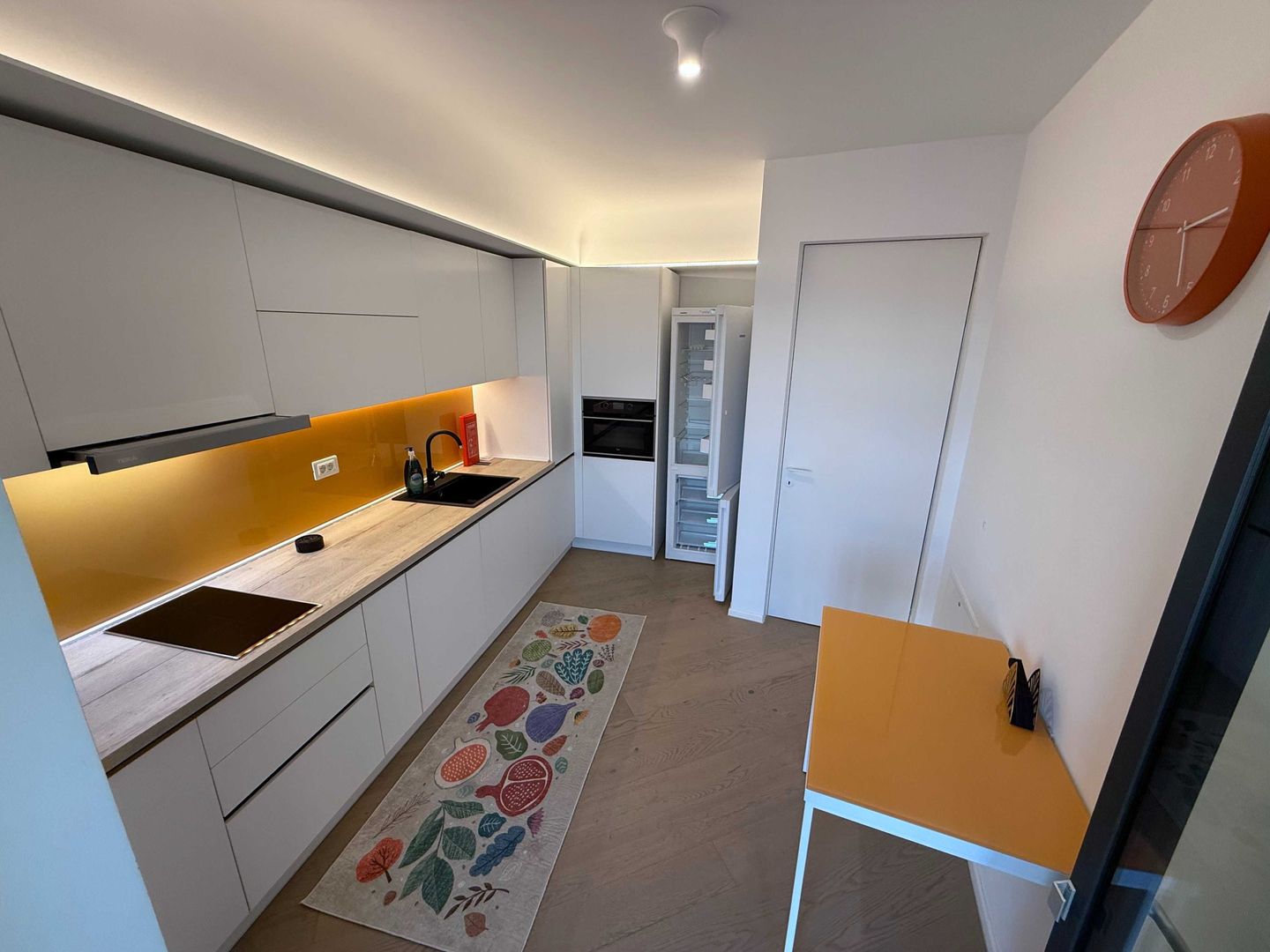 Cotroceni – Studio modern de închiriat, Cortina Academy - Poză 3