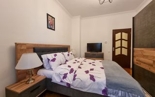 Apartament complet renovat și mobilat – parter, Bulevardul 15 Noiembri - Poză 13