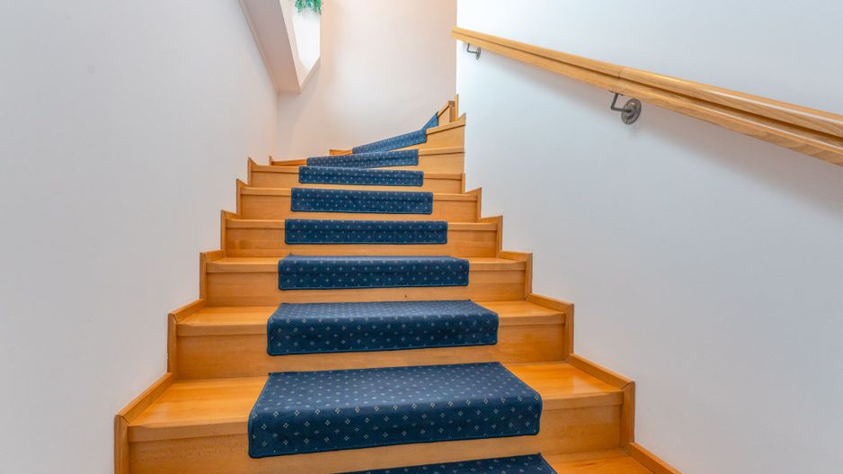 Pensiune Râșnov, 13 camere plus locuință proprietar, zonă Cetate - Poză 43