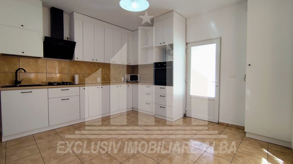 Casa de inchiriat in Tolstoi - Poză 3