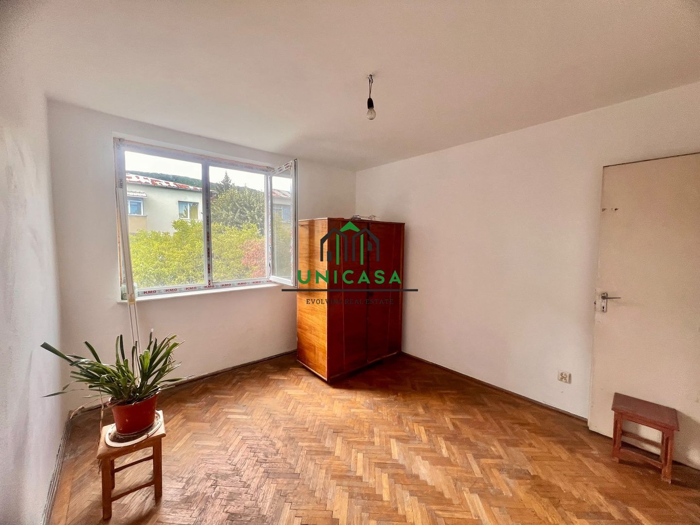 Apartament 4 camere, decomandat/Etaj 4/4 ,Zona Nord - Poză 7