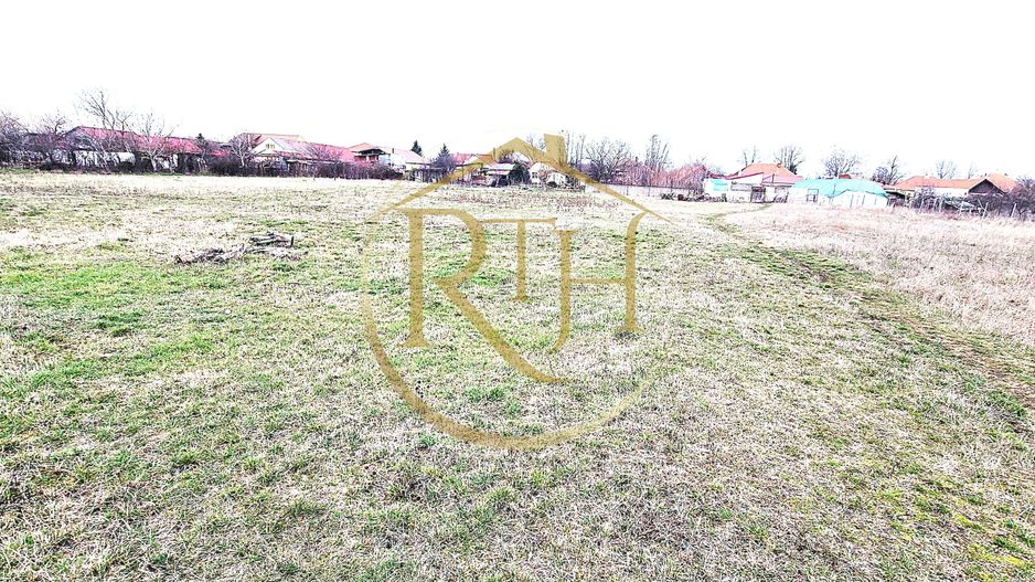 Vand teren intravilan Zona Fraidorf,comison ,,0'' - Poză 3