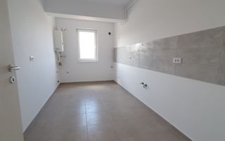 Decomandat 2bai Vedere Libera Titan Pallady Metrou Teclu Parcare BONUS - Poză 1