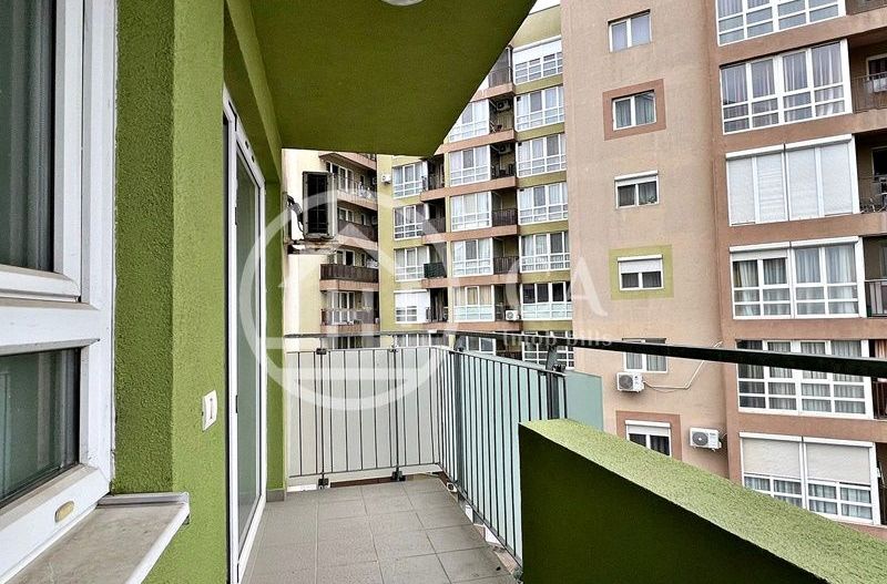 Apartament de vânzare cu 3 camere în zona Nufărul, Oradea - Poză 10