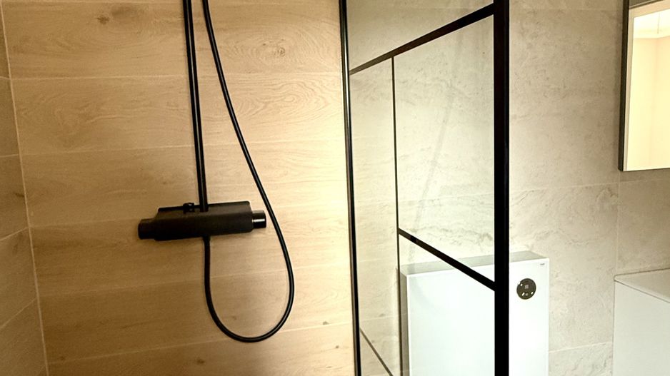 CASA TIP DUPLEX DESPARTIT PRIN GARAJ - Poză 10