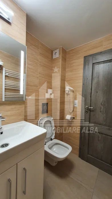 Inchiriez apartament 2 camere zona Cetate - Poză 7
