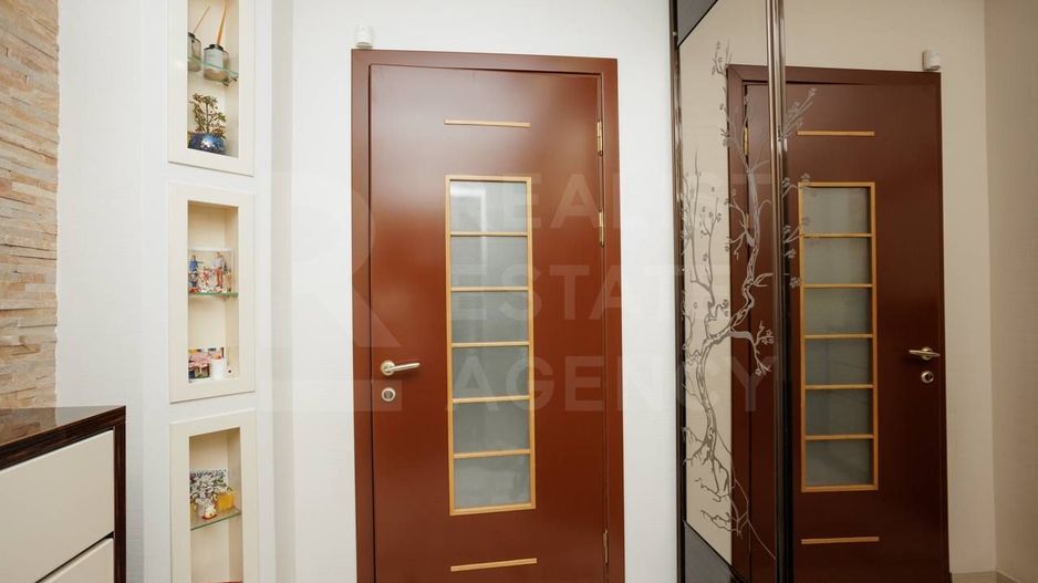 Vânzare, apartament 2 camere, living, bulevardul Traian, Botanica. - Poză 10