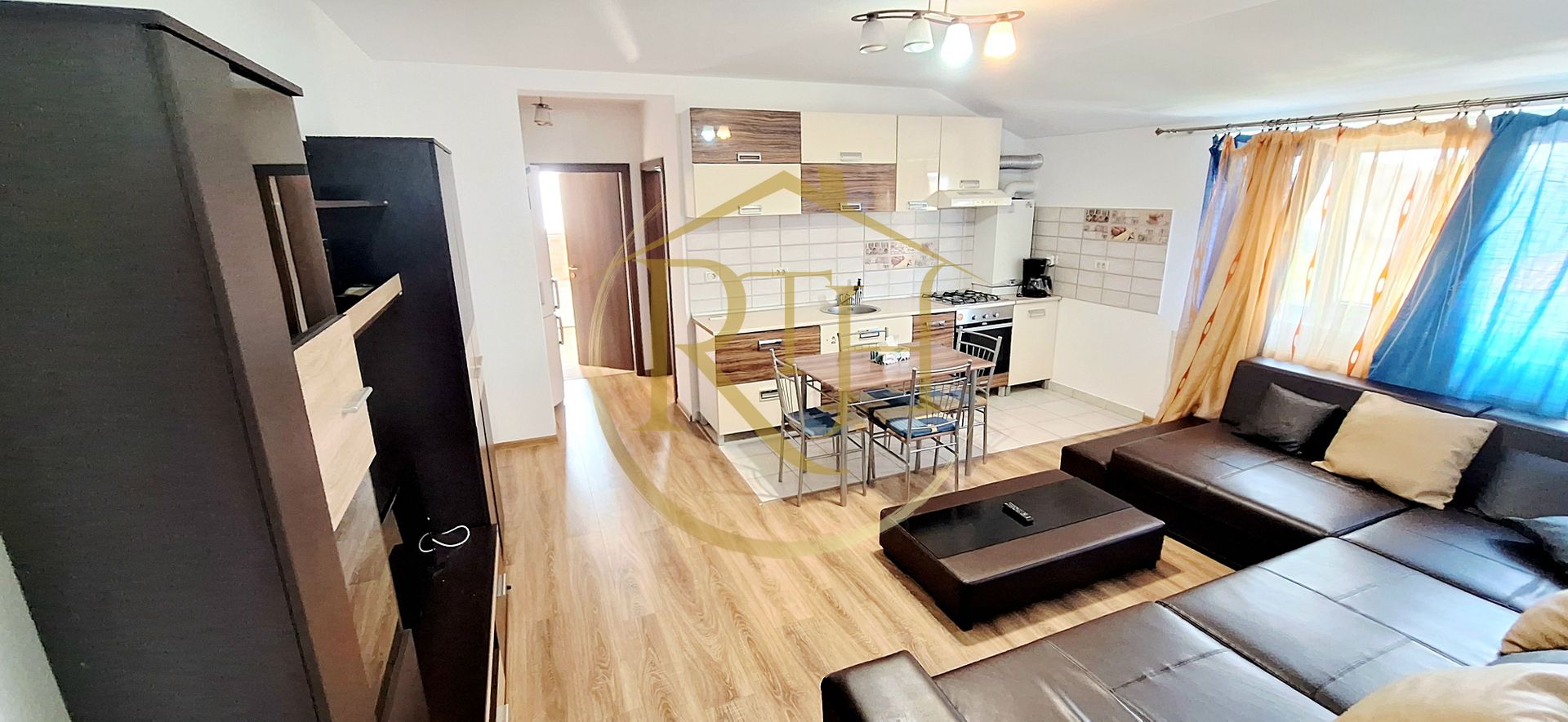 Oferim spre inchiriere, apartament cu 3 camere, Giroc zona Centrala - Poză 1