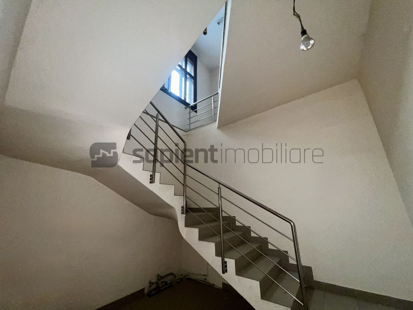 Spațiu comercial / birou ultracentral - Piața Ferdinand, Oradea - Poză 7