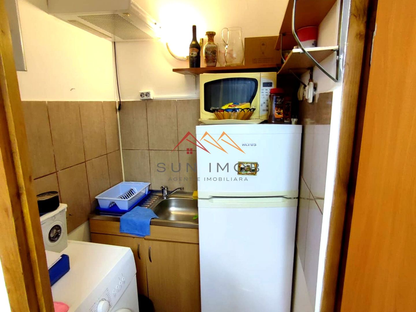 GARSONIERĂ DE VÂNZARE | ZONĂ CENTRALĂ CÂMPINA | 29.990 EUR - Poză 4