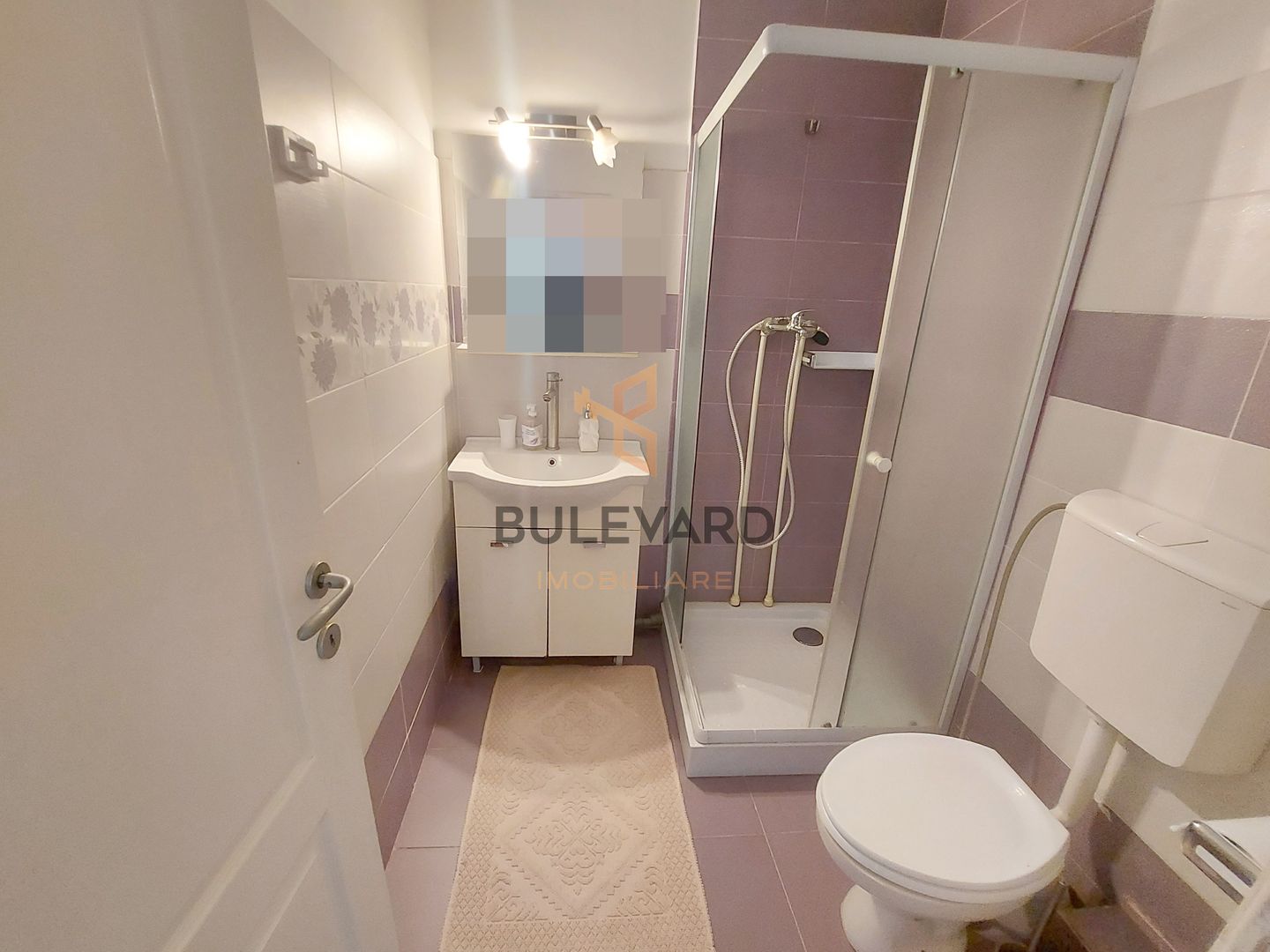 Apartament cu 4 camere decomandate + 2 locuri de parcare! - Poză 8