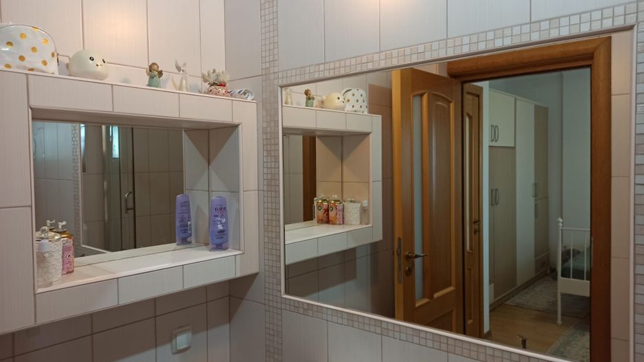 vila triplex,deosebita,mob-util partial/complet/Frumusani-Calarasi - Poză 50