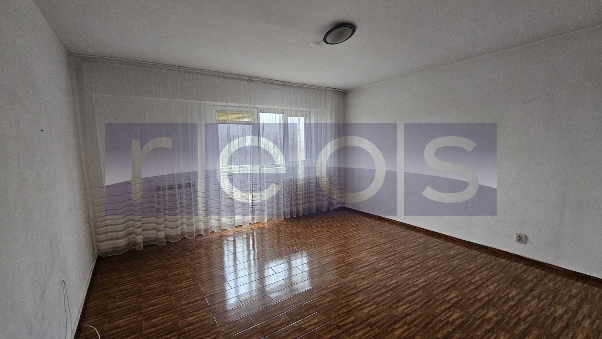 DE VANZARE APARTAMENT 2 CAMERE, ET 5,  1992 –ZONA PANDURI- DECOMANDAT - Poză 1