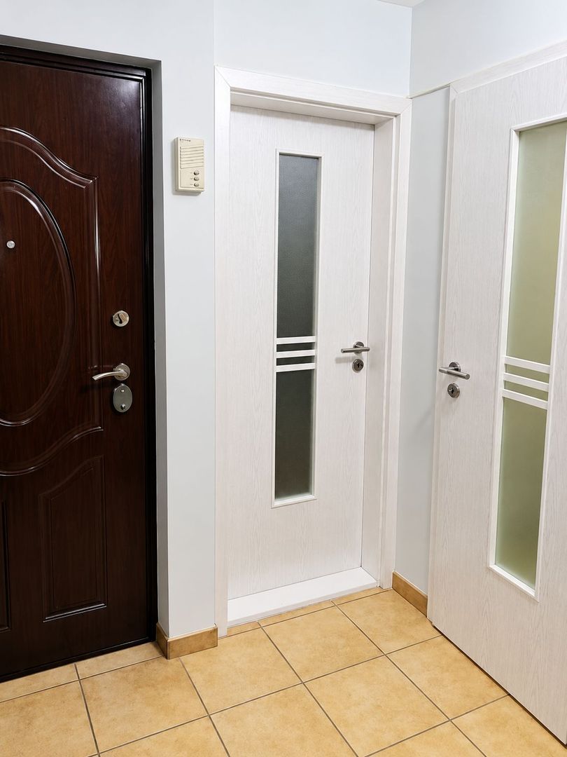 Girocului | 3 Camere | Centrala proprie | Mobilat | Etaj 2 | 2 Boxe + Garaj - Poză 6