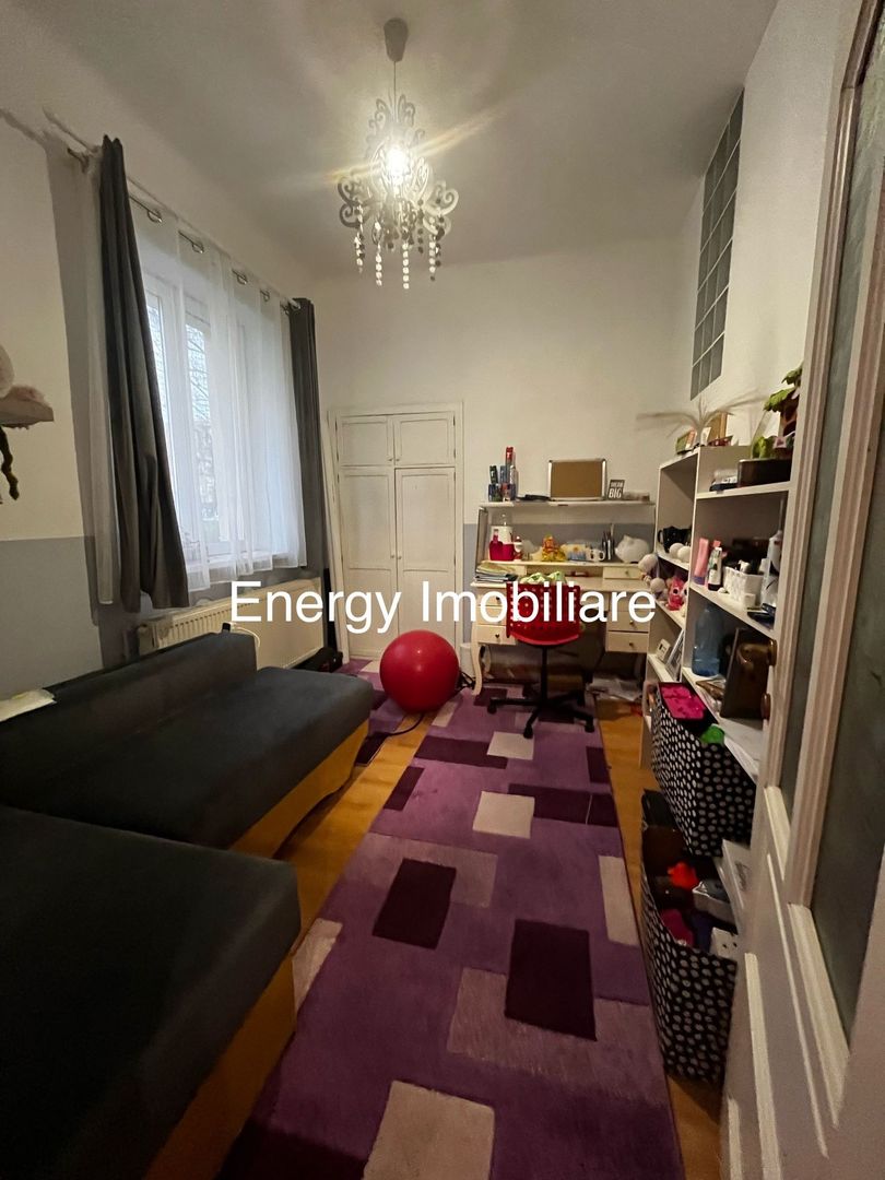 Apartament cu 3 camere, zona Bălcescu - Poză 1