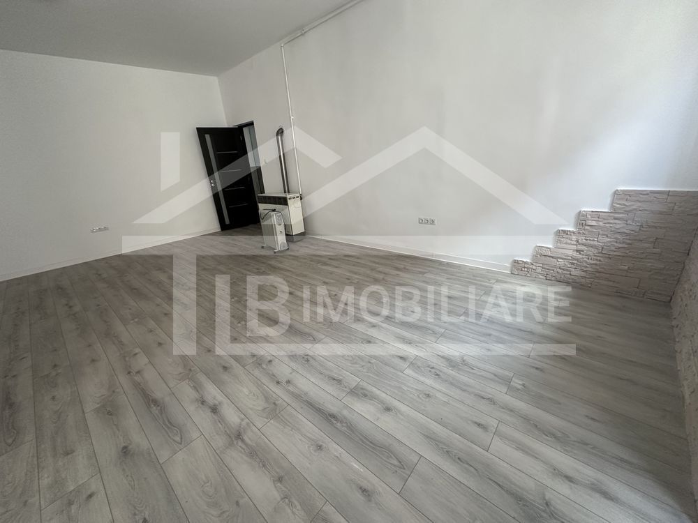 Spatiu de inchiriat, 65mp, Zona Ultra-Central - Poză 2