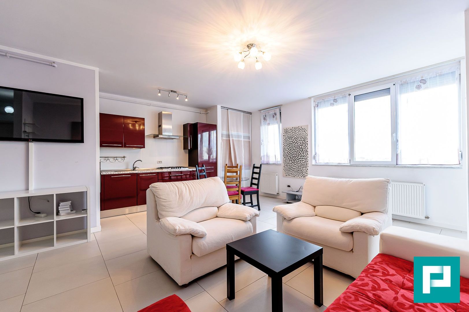 Apartament la înălțime! Urbanna Residence. - Poză 2
