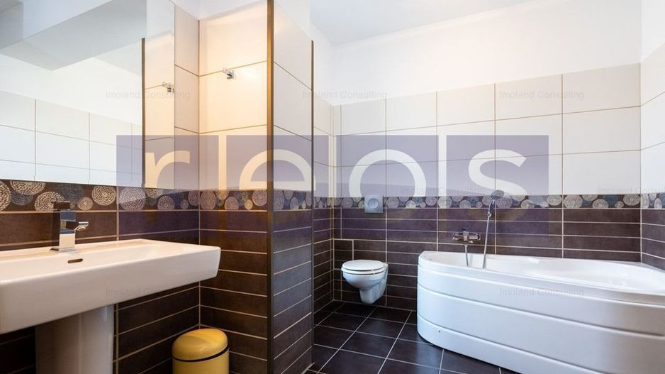 APARTAMENT IN VILA 3 CAMERE | 180MP |  NOU RENOVAT | LOC PARCARE | LUX - Poză 7