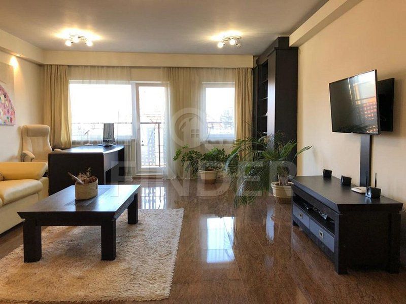 Apartament 2 camere 78 mp, zona Centrala - Poză 1