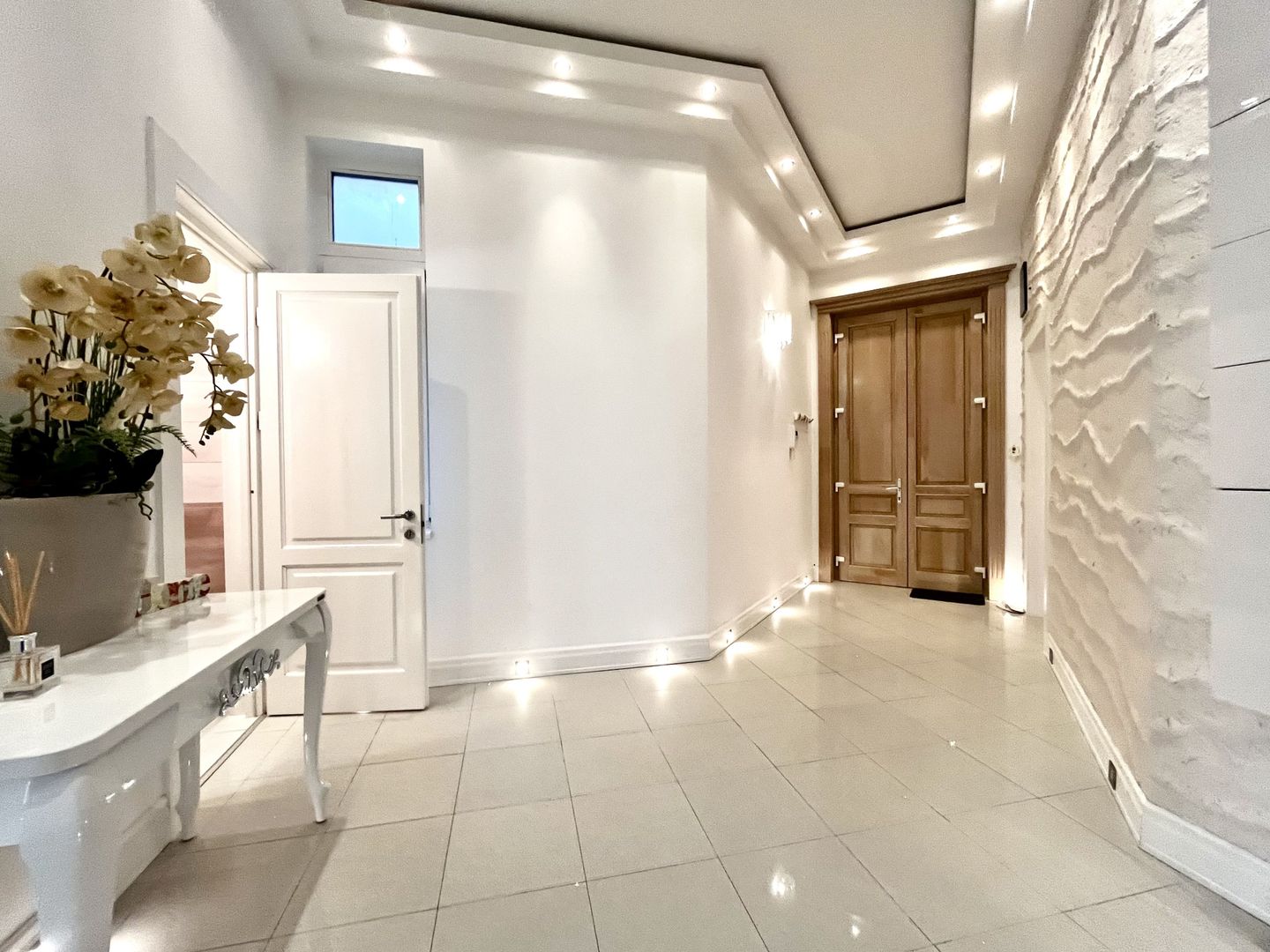 Apartament 3 camere, elegant si spațios, lângă parc, zona Centrala - Poză 19