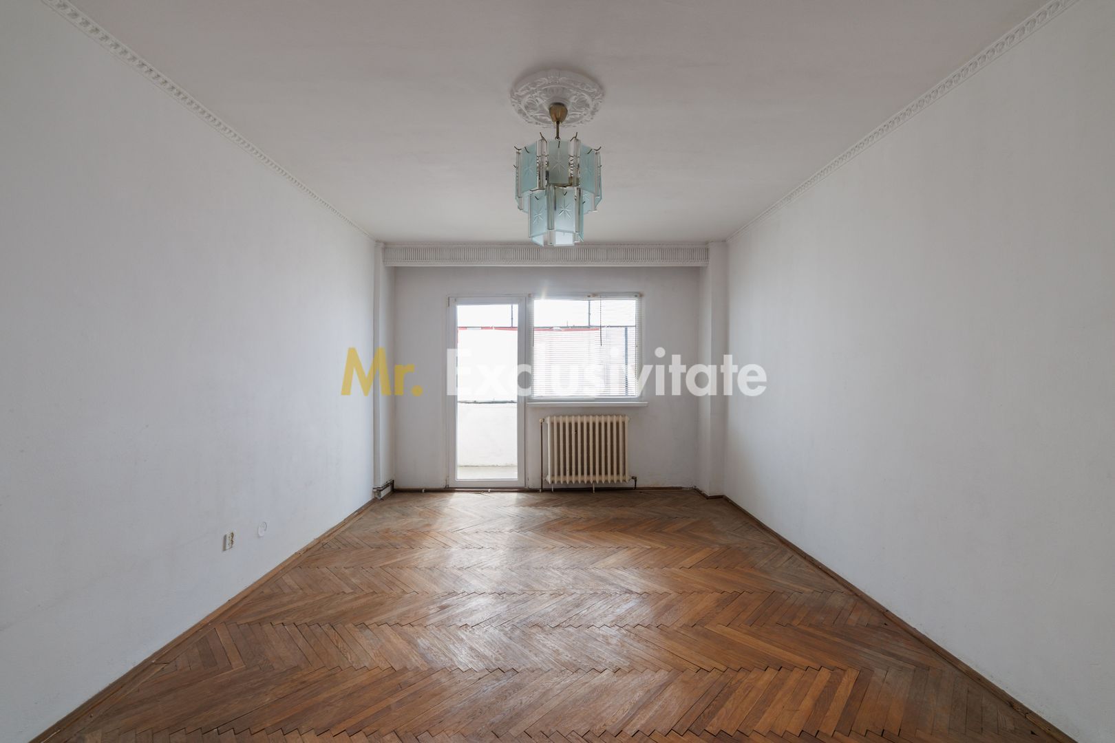 2 camere decomandate, Banat – etaj 2, centrală proprie, zonă excelentă - Poză 3