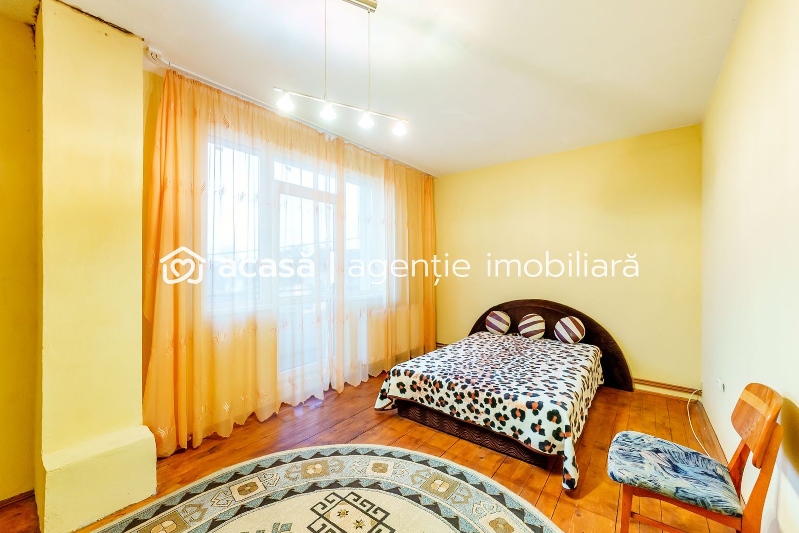 Casă  în Grădiște. Zonă foarte liniștită. - Poză 11