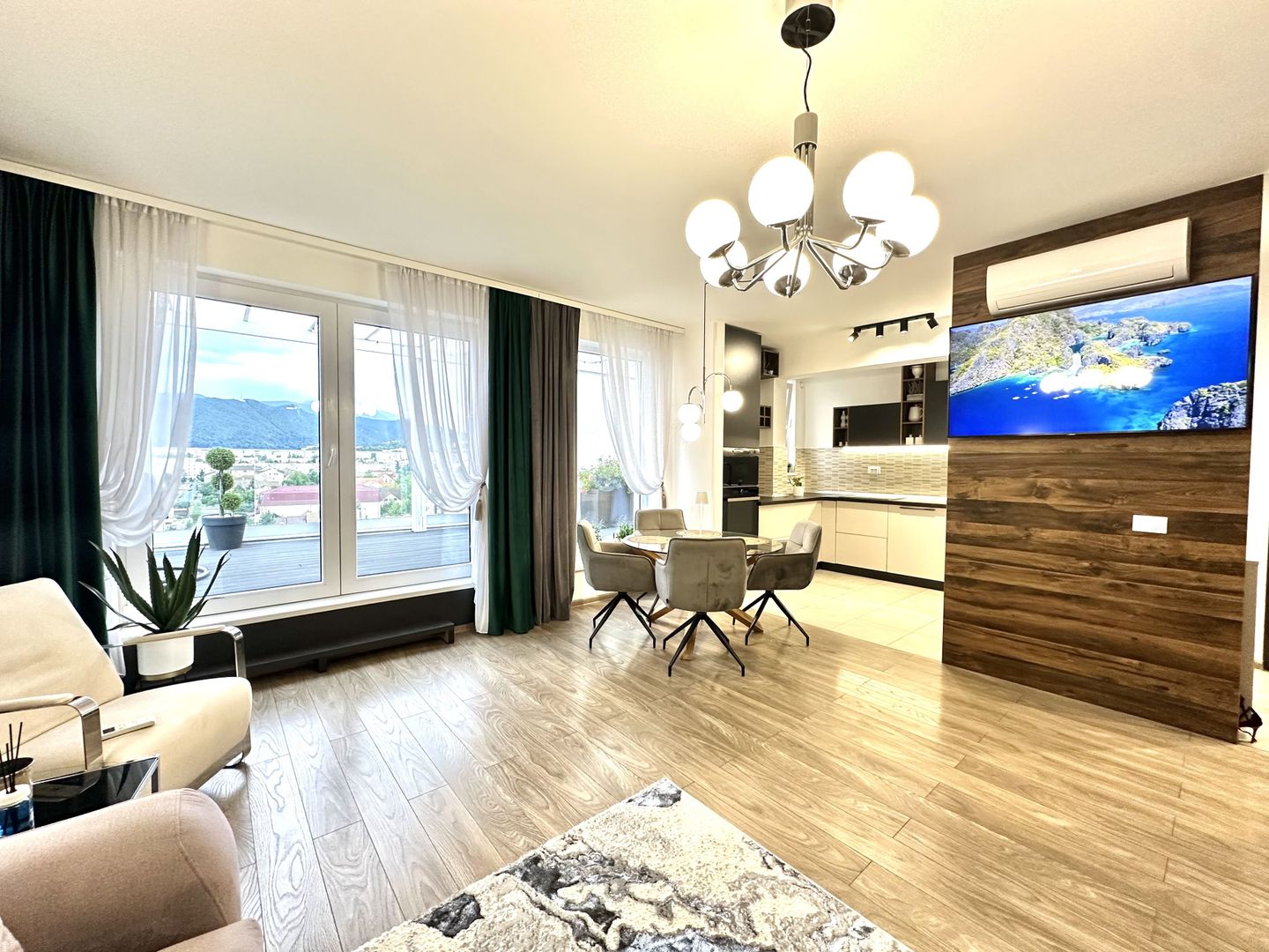 Penthouse modern de inchiririere cu 3 camere, terasă 80 mp zona Coresi - Poză 15