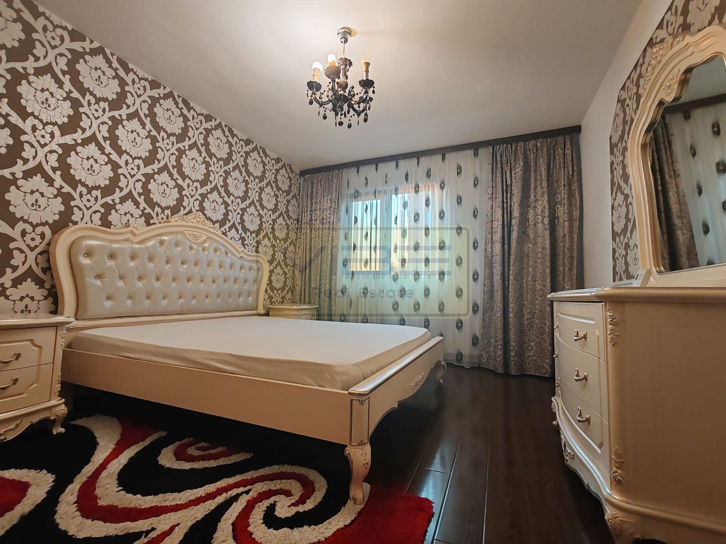 Apartament Modern-Central-Podu Ros-RENOVAT ! - Poză 2