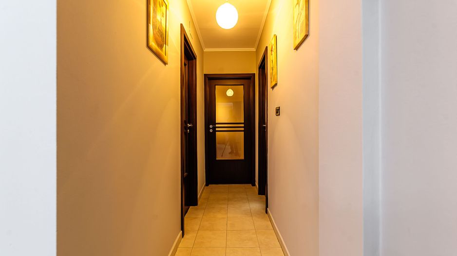 Oportunitate! Apartament elegant și spațios în zona UTA - Poză 4