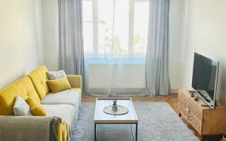 Apartament 2 camere, 56mp, etaj intermediar, parcare, zona centrala - Poză 2