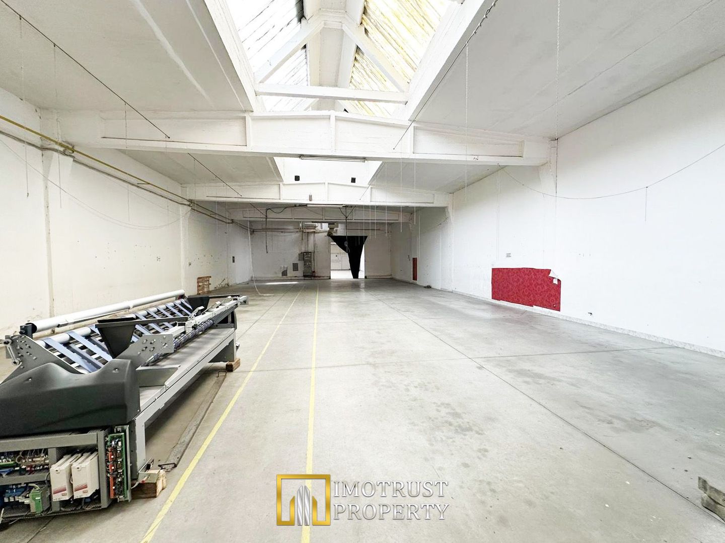 Hala industriala 421 mp Arad central, acces TIR, eficiență logistică - Poză 3