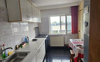 De vânzare apartament 3 camere, Prudu – Complex 2 - Poză 10