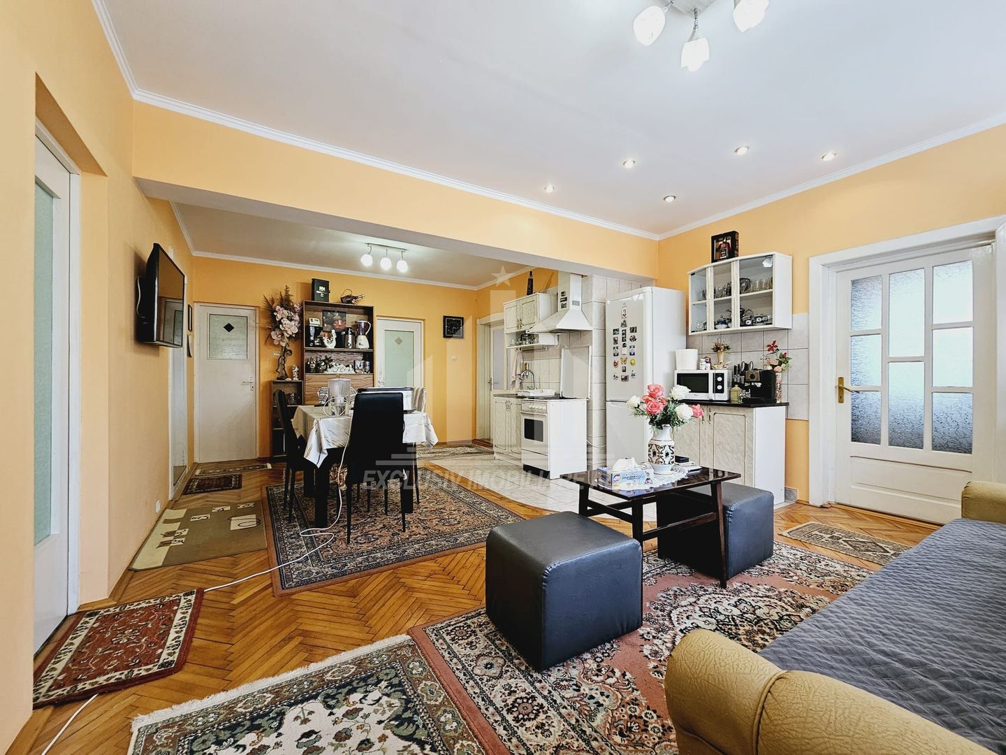 Casa in regim cuplat de vanzare, Lipoveni - Poză 2