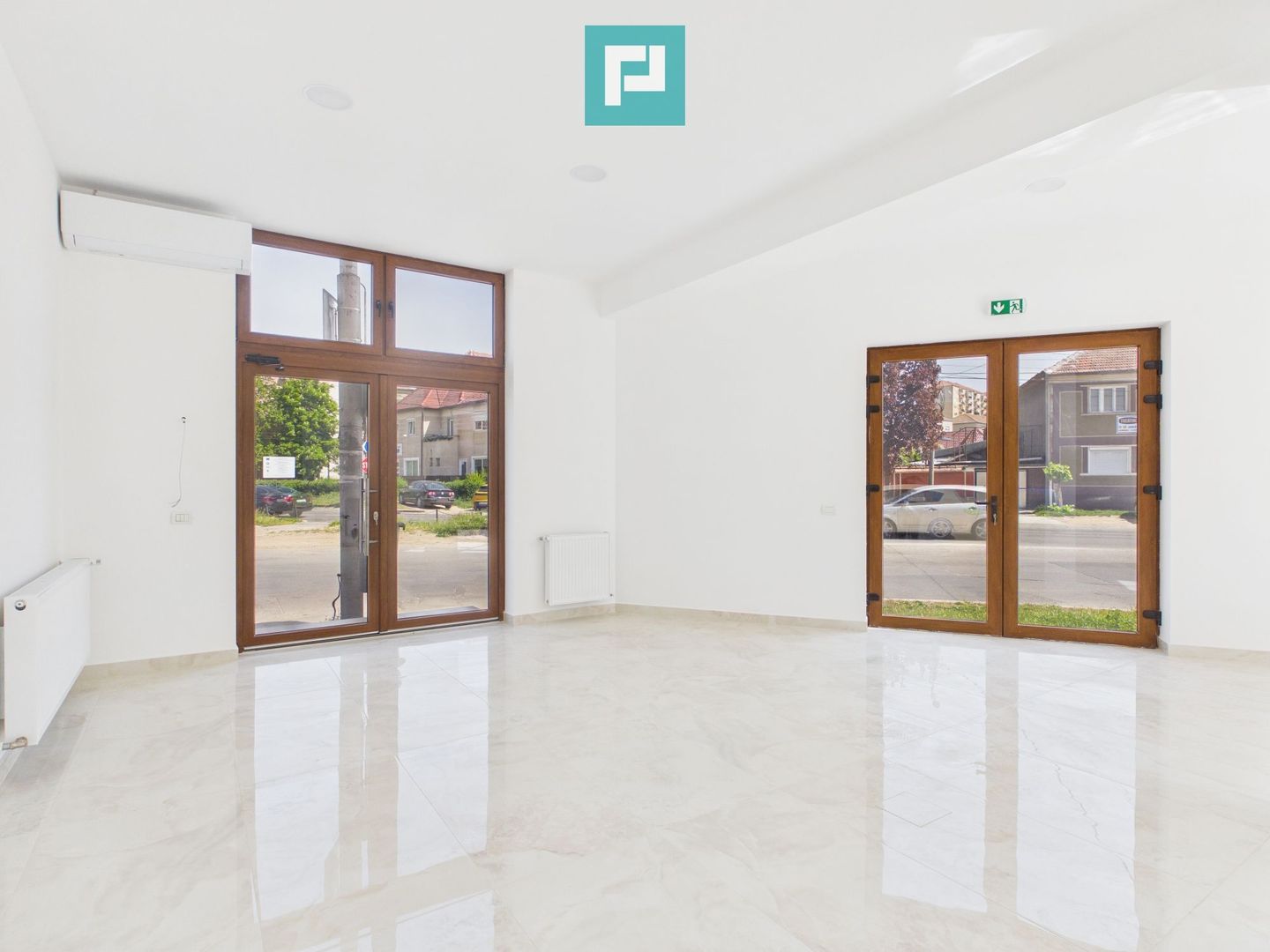 Ioșia: două spații vitrate, unire posibilă - Poză 5