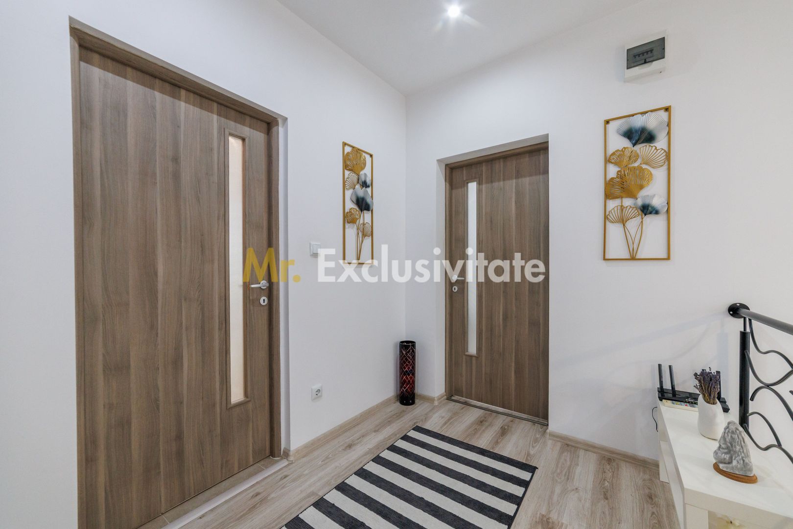 Casa moderna, constructie solida -view panoramic -Mioveni-Arges! - Poză 18