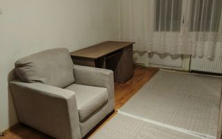 Garsoniera zona Tractorul ,bloc de apartamente - Poză 8