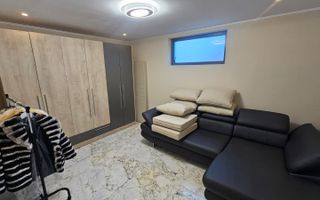 Casa Individuala cu 4 camere, de inchiriat, zona Lupeni - Poză 10