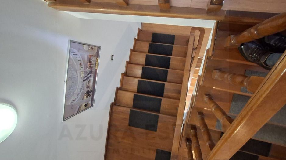 Spatiu birouri casa individuala curte proprie 9 birouri Selimbar - Poză 16
