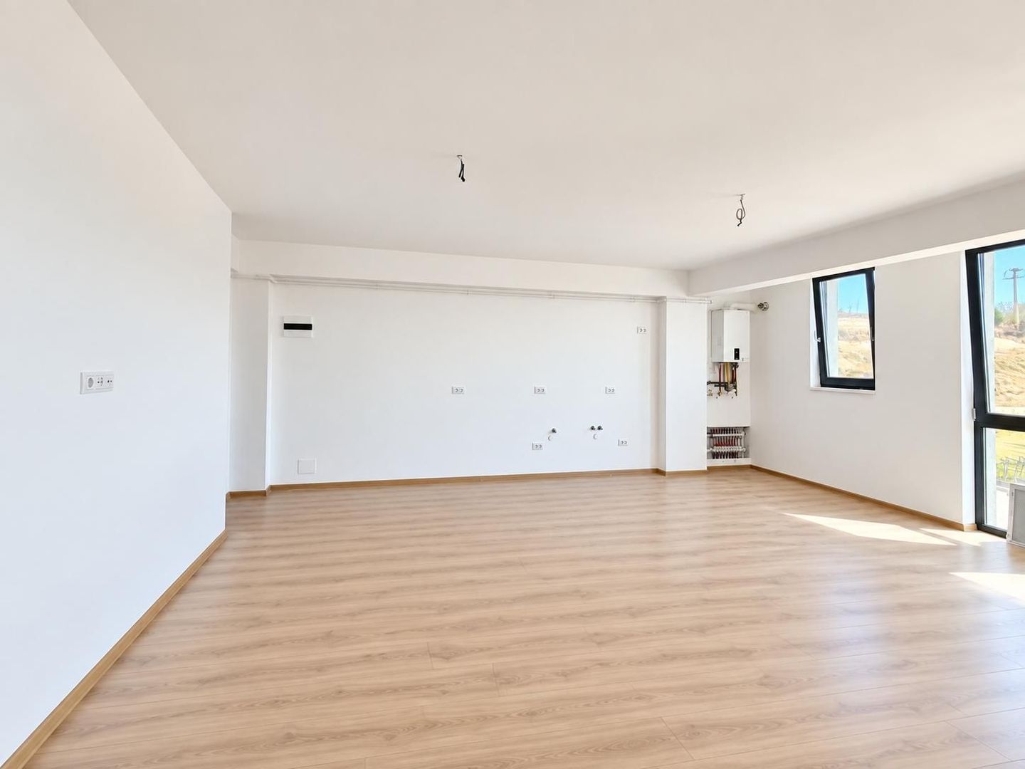 Apartamente noi,  Premium (2026) cu Parcare Inclusă ! 1550 euro mp - Poză 2