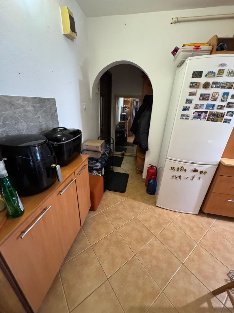 Apartament 2 camere semidecomandat 43 mp Etaj 1/4 Grigorescu - Poză 2