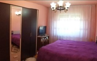 Apartament 2 camere , semidecomandat 59mp , Zona Vlaicu!