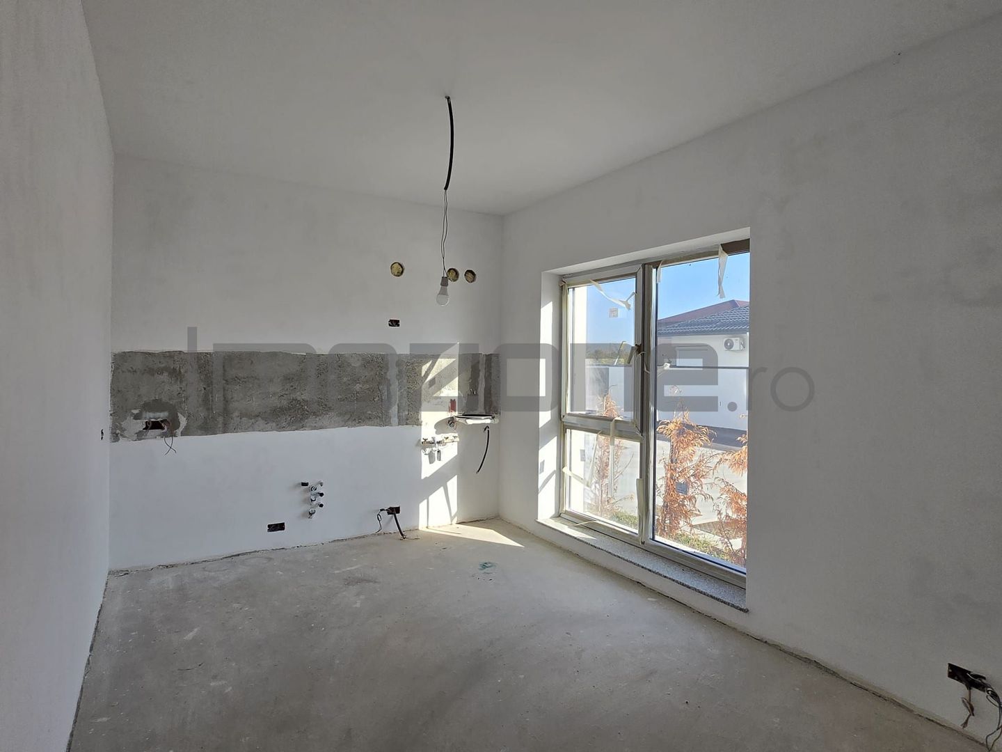 VILA OTOPENI - ZONA FERME| 4 CAMERE | 2 PARCARI | FINISATA LA ALB | COMISION 0%| - Poză 9